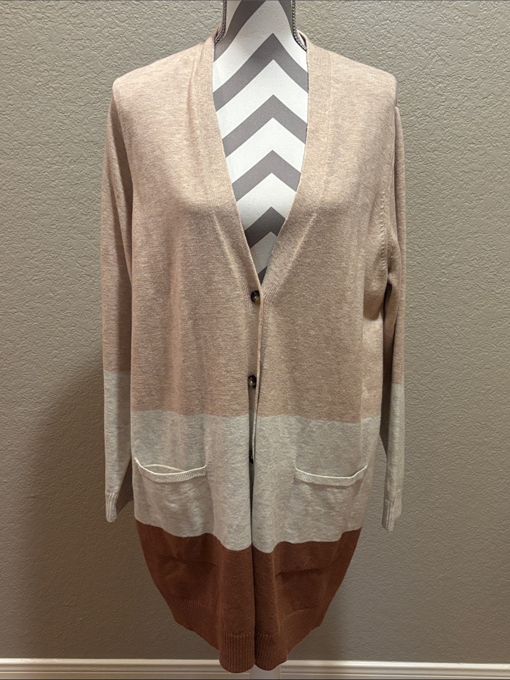 J. Jill Colorblock Long Cardigan in Beige, Cream & Brown